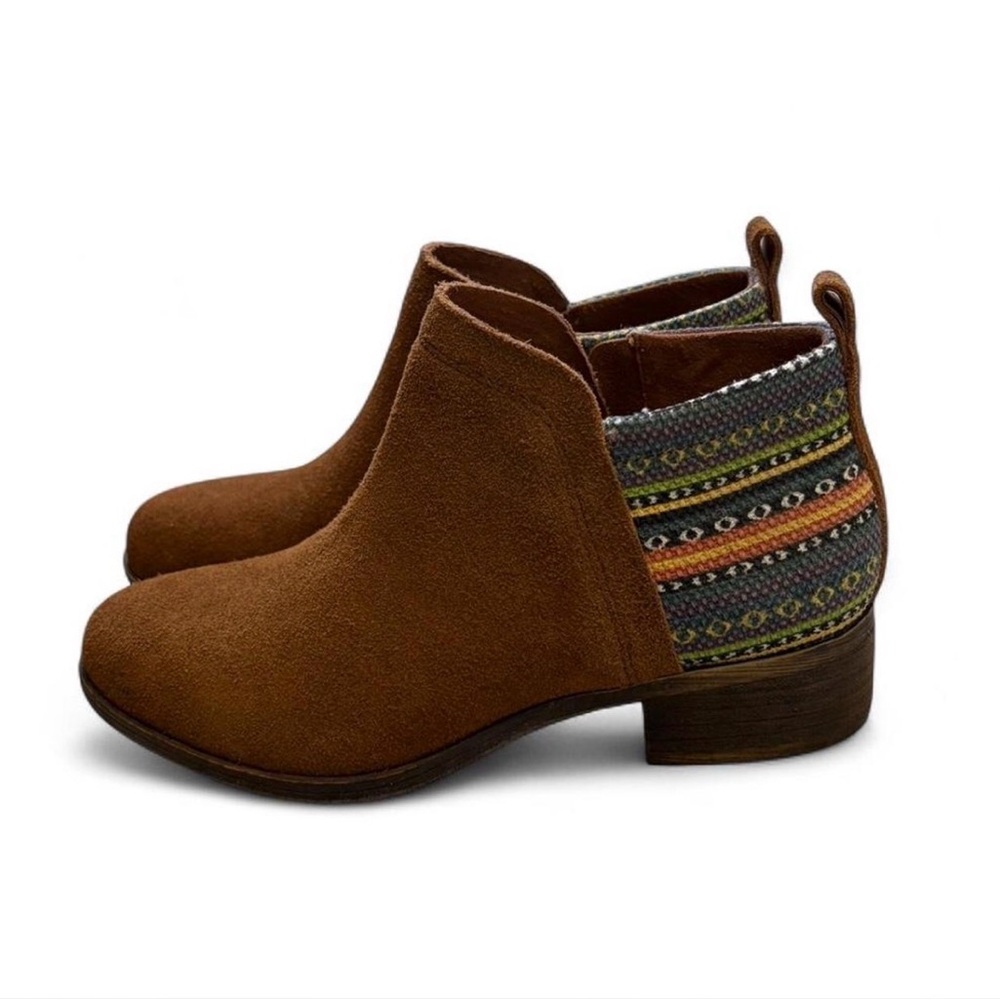 TOMS Deia side-zipper Suede Booties Size 6